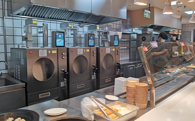 學校食堂后勤廚房設(shè)備展示圖片