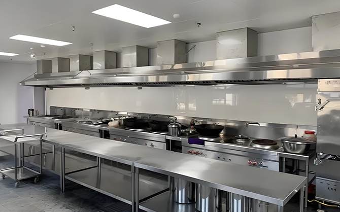 別墅廚房電器選擇：智能與環(huán)保并重