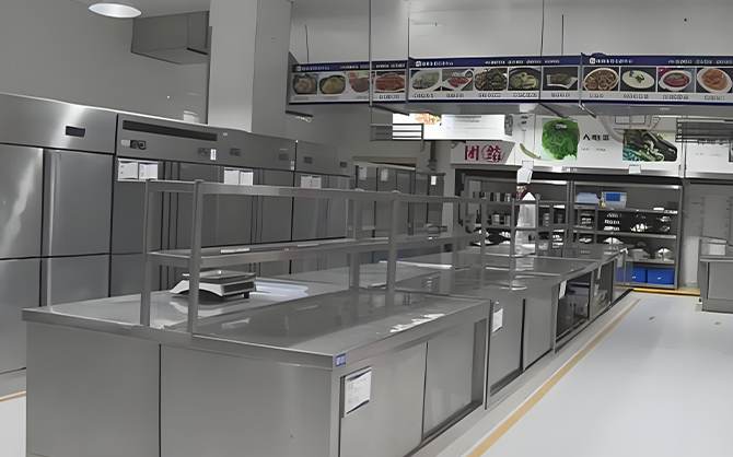 奢華別墅的廚具選擇之道