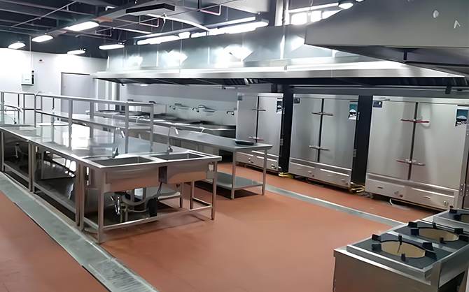 商用爐灶的維護(hù)與清潔：延長(zhǎng)使用壽命的小技巧